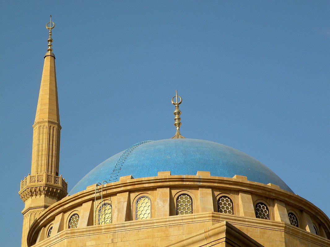 Beirut 09 Mohammed Al-Amin Mosque Minaret And Roof Close Up 